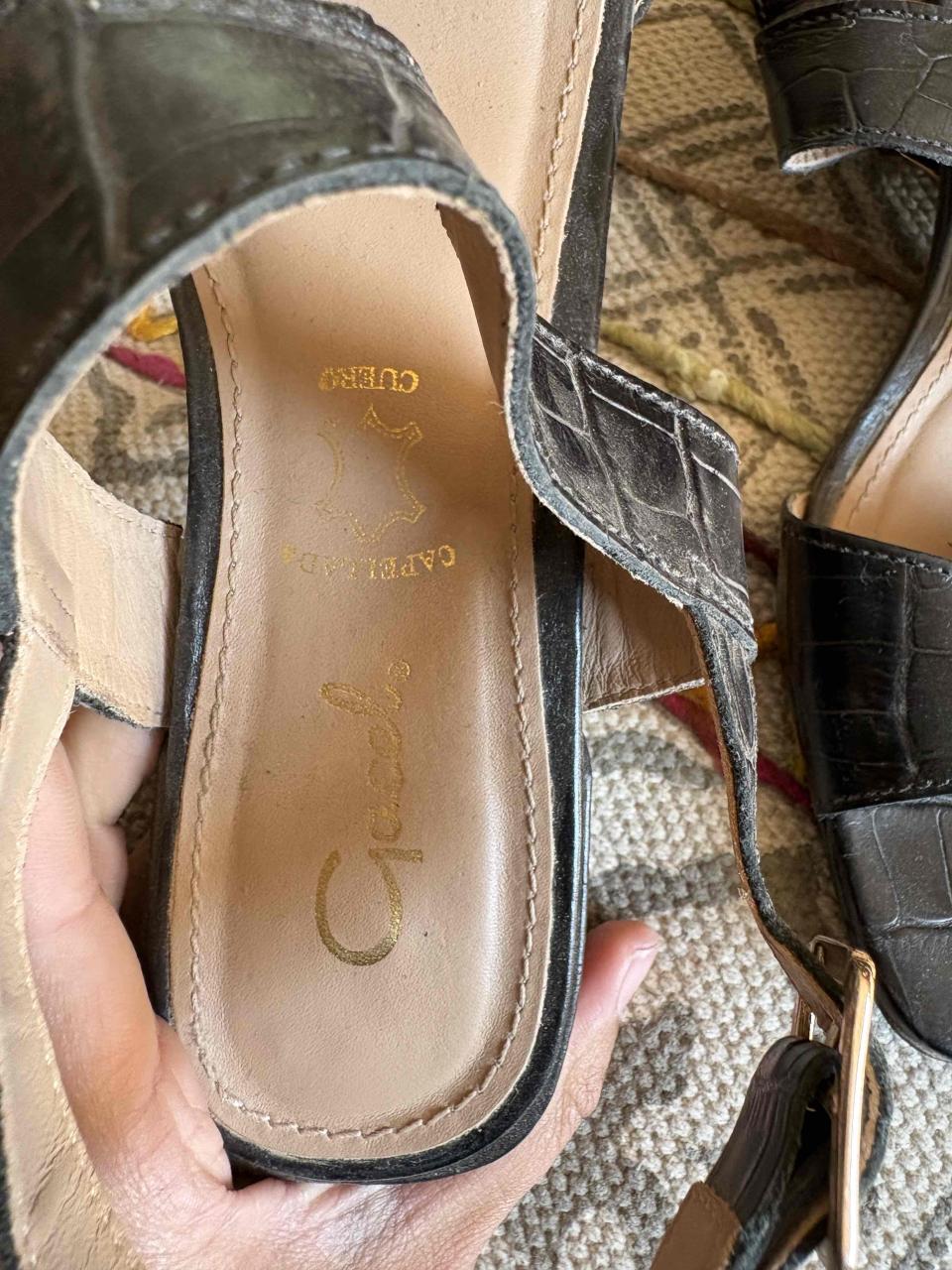 Sandalias negras de cuero - miniatura 3