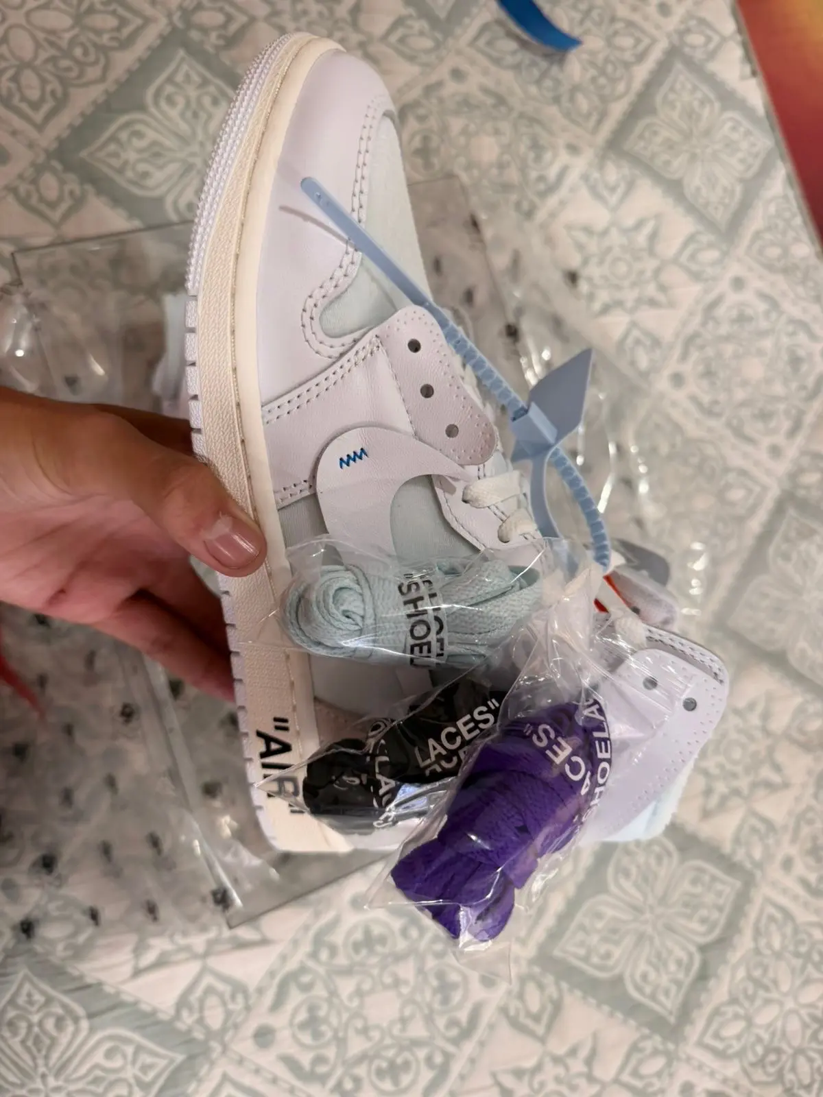 Jordan 1 Retro High OG x Virgil Abloh Archive ‘Ala - miniatura 4