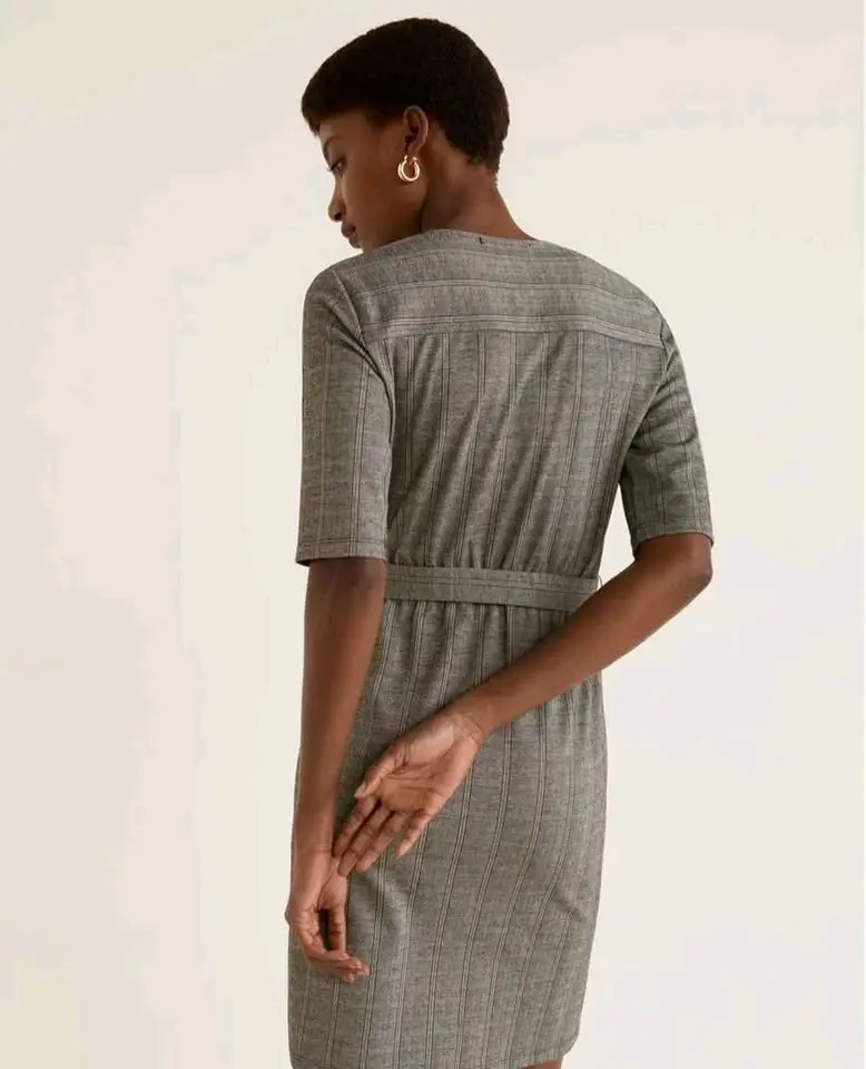 Vestido de invierno marca mango café con cinturón. - miniatura 2