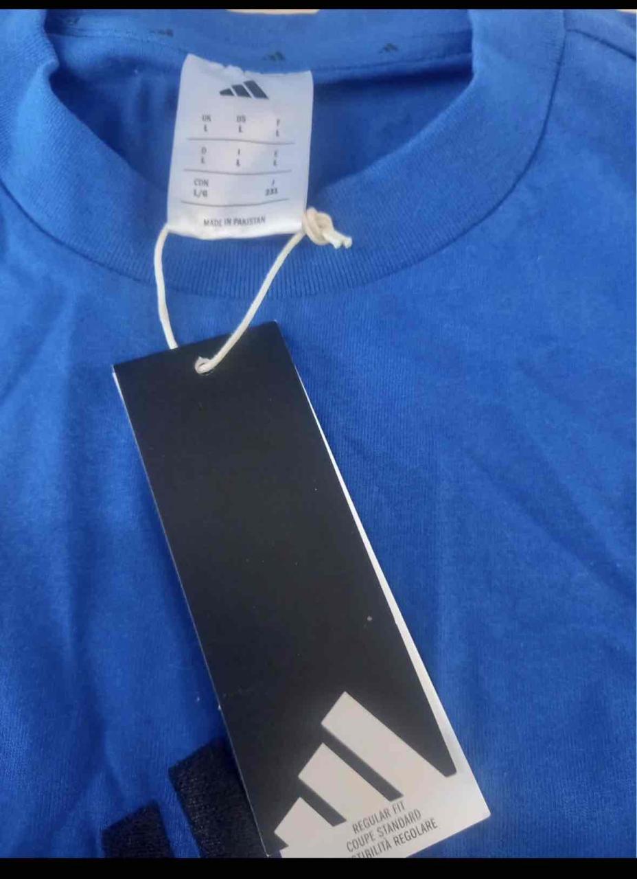 Polera azul Adidas  con etiqueta - miniatura 3