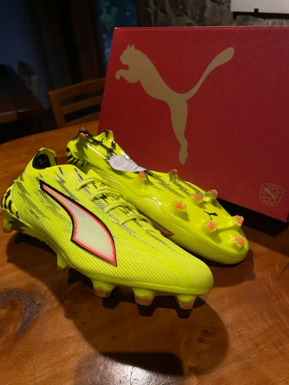 Botines de fútbol Puma profesional - miniatura 2