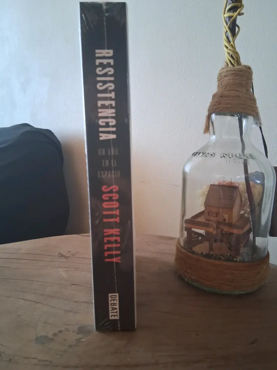 Libro Resistencia de Scott Kelly - miniatura 3
