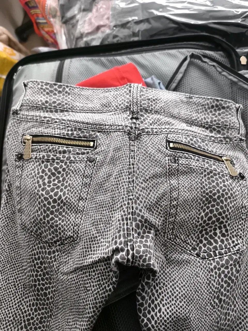 Pantalones estampado serpiente - miniatura 4