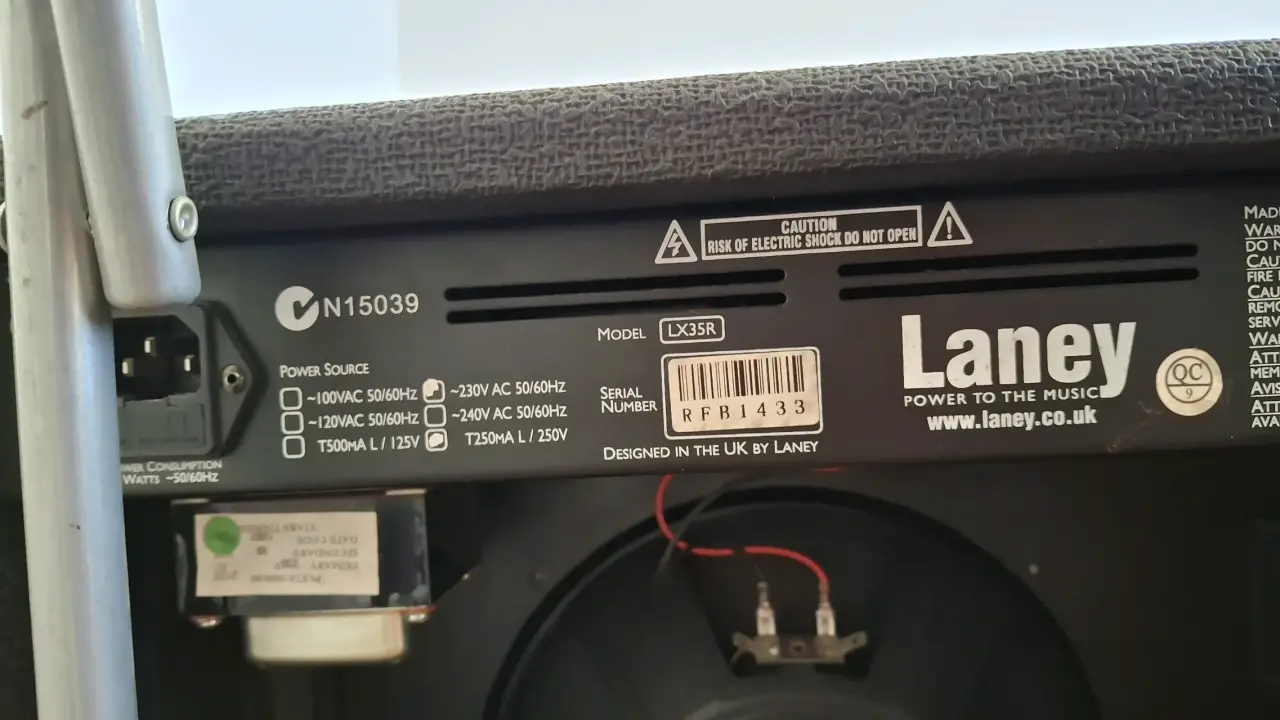Amplificador Laney LX35R Negro - miniatura 3