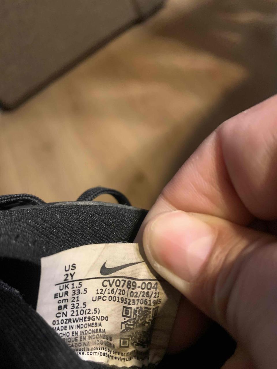 Zapatos deportivos negros - miniatura 3