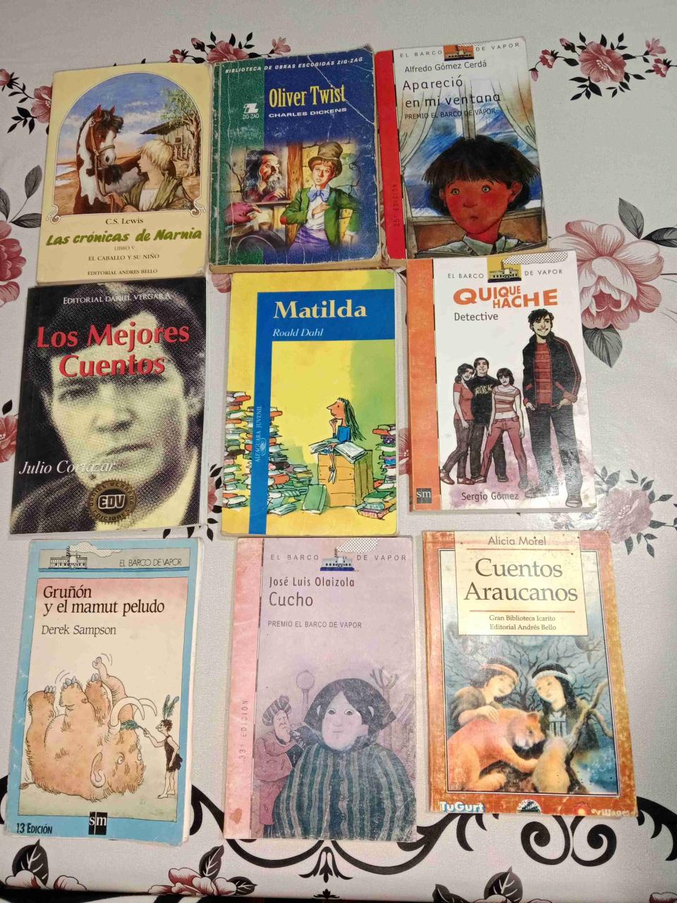 Pack de libros juveniles variados - miniatura 2