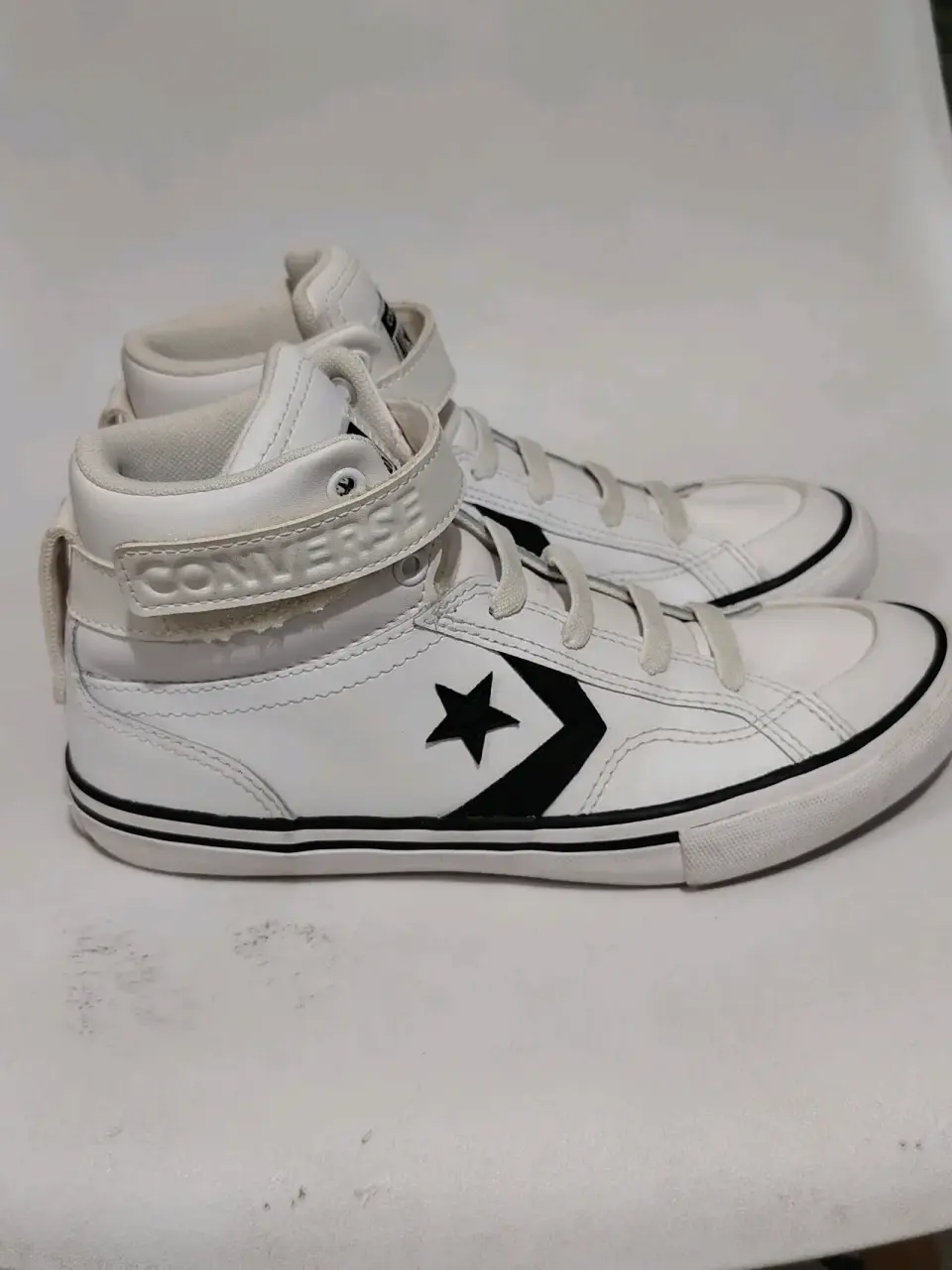 Zapatillas blancas Converse altas - miniatura 3