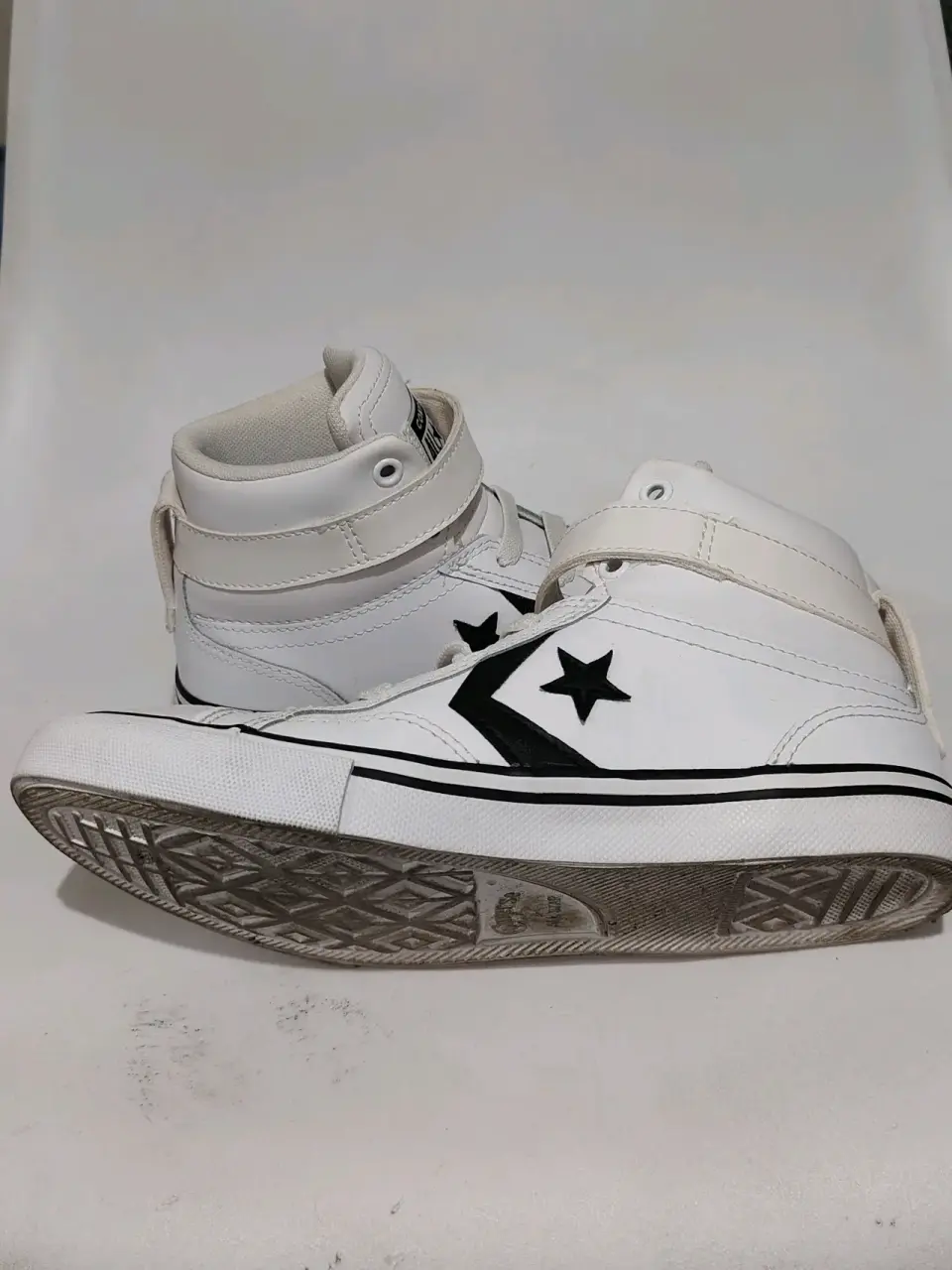 Zapatillas blancas Converse altas - miniatura 5