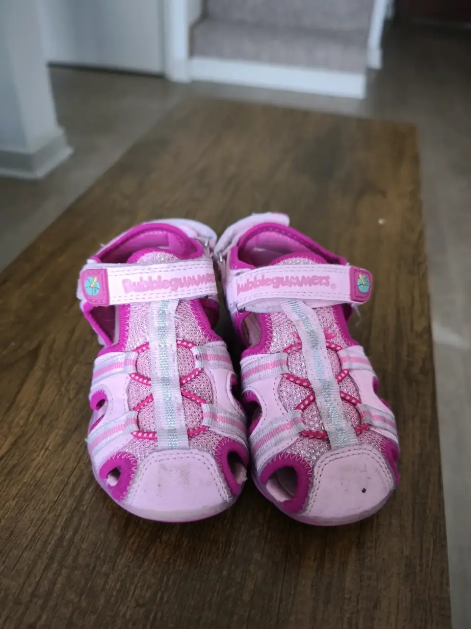 Sandalias rosadas para niñas con luces - miniatura 3