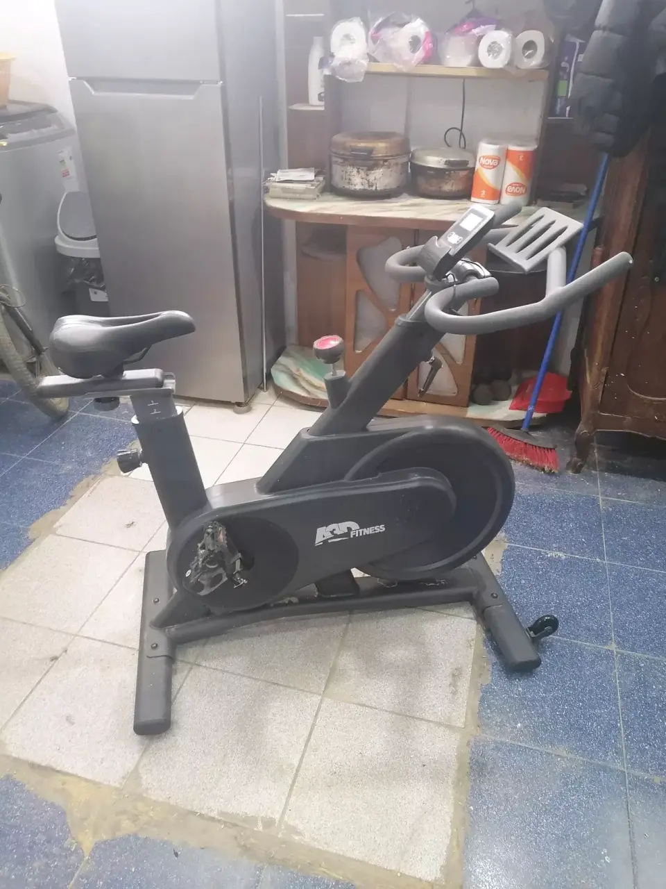 Bicicleta estática PSX negra - miniatura 3