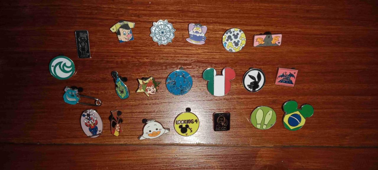 Lote de 21  pines temáticos DISNEY ORIGINALES - miniatura 2
