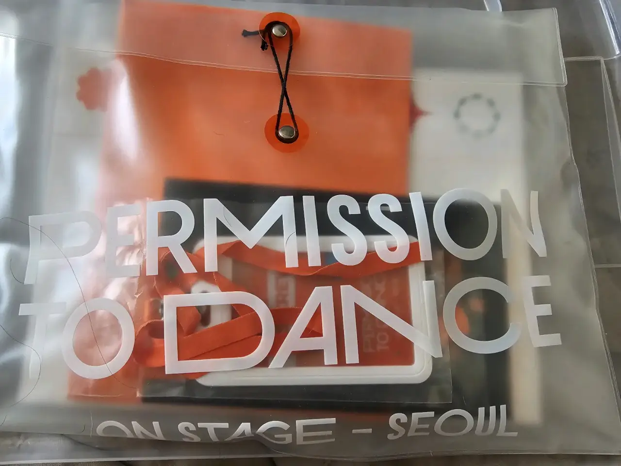 Kit Permission to Dance Seoul - miniatura 1