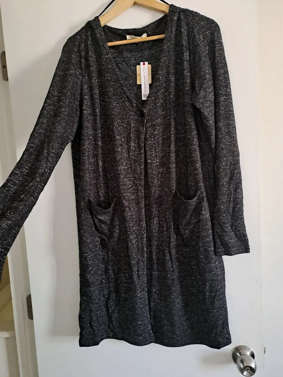 Tapado gris con bolsillos - miniatura 2