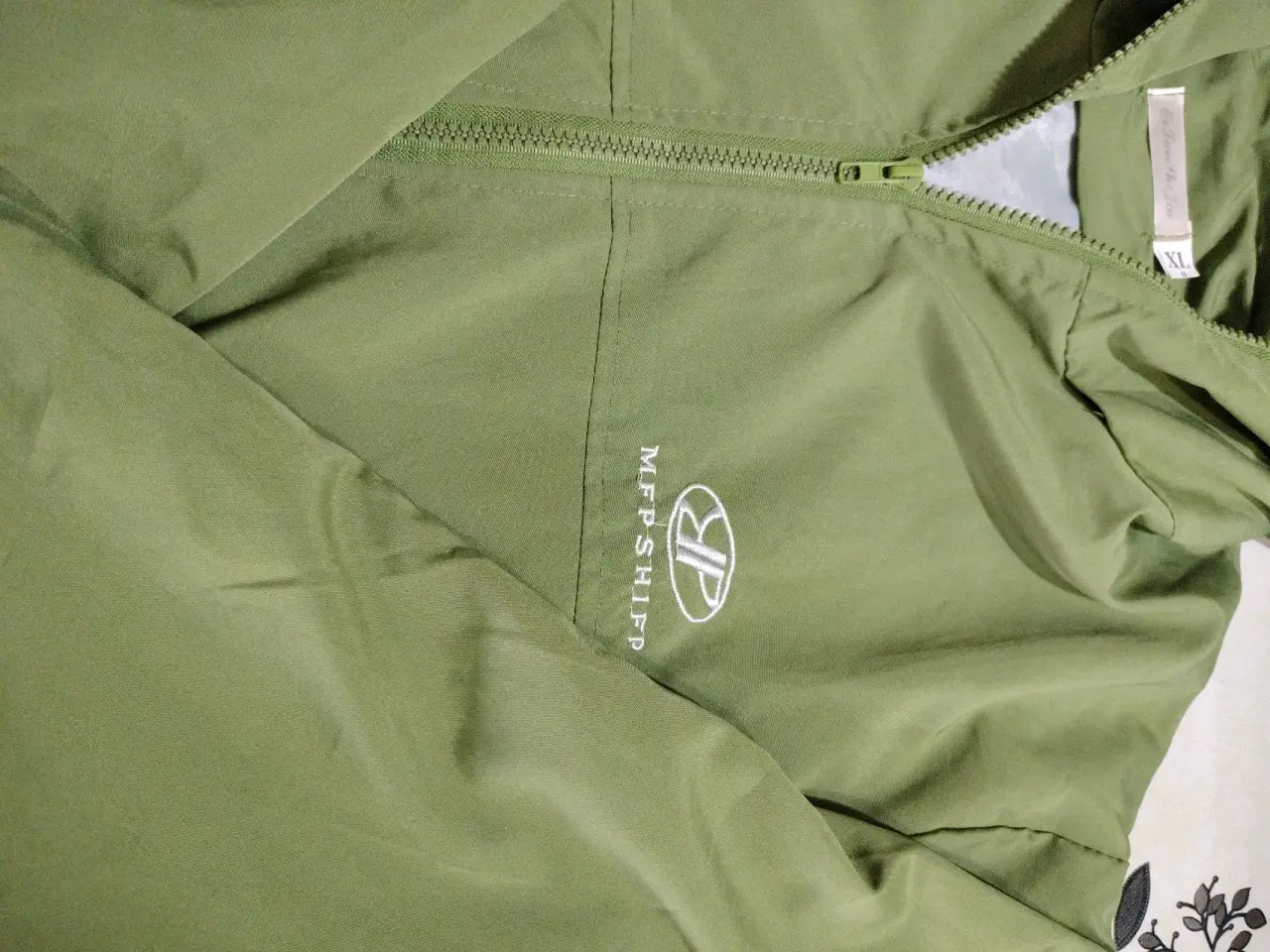 Cortaviento verde XL - miniatura 1