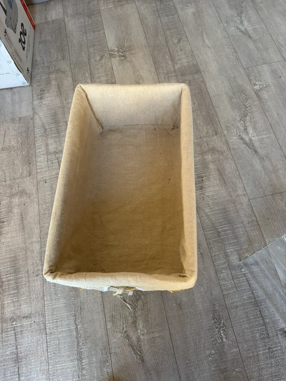 Cesta de mimbre con tela - miniatura 2
