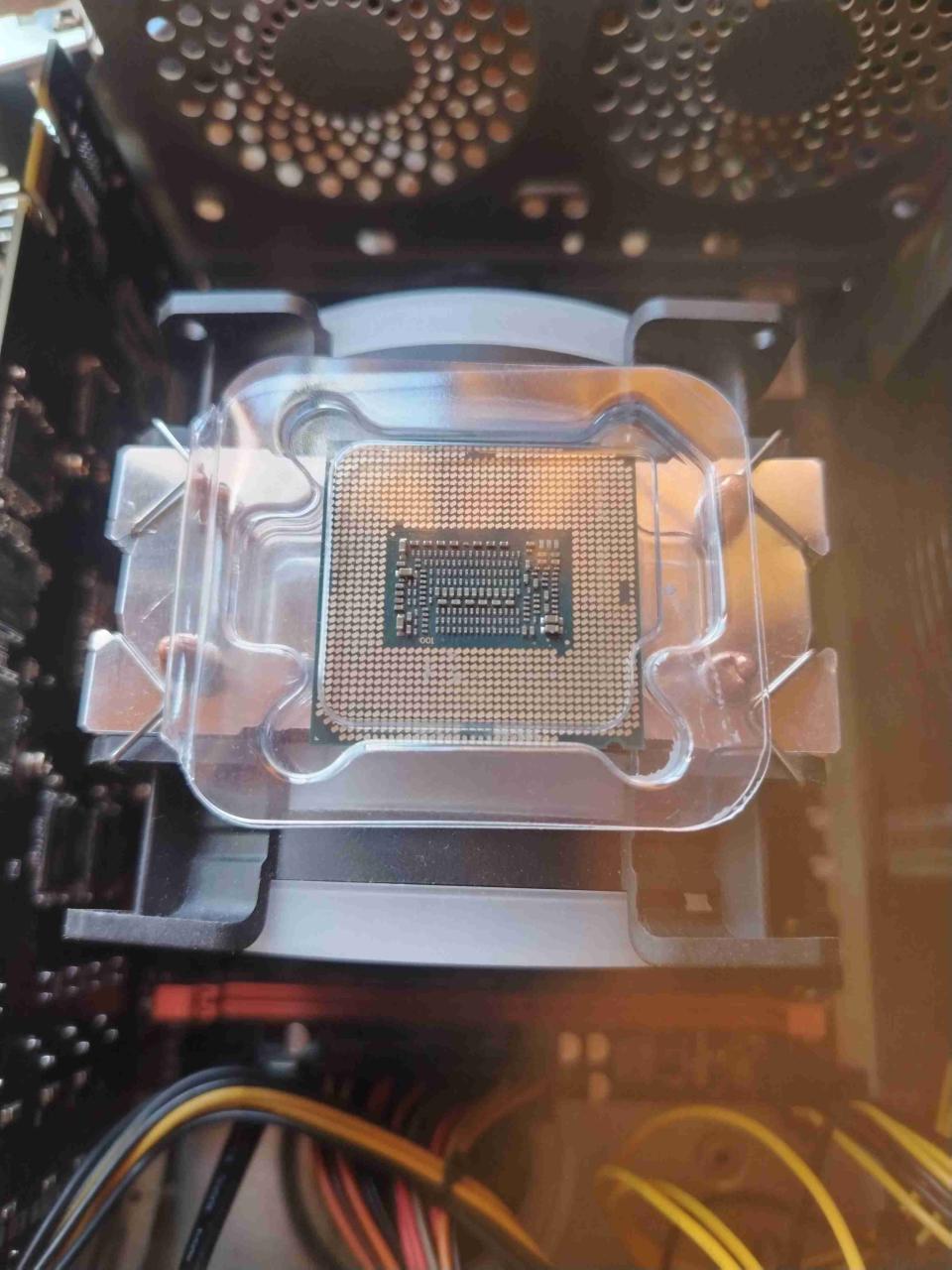 Procesador Intel i5 8500 - miniatura 2