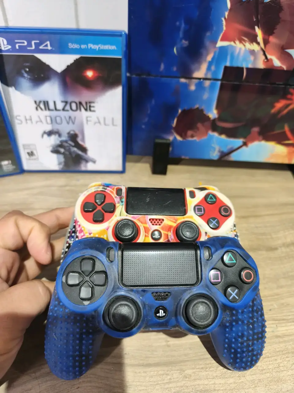 PS4 Slim 500GB - miniatura 1