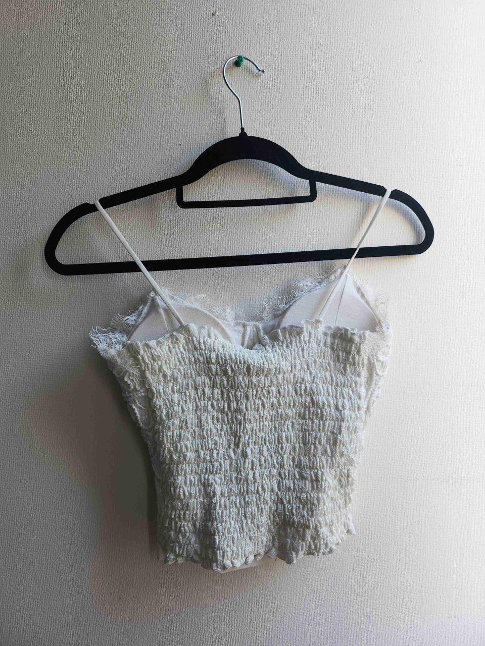 Top blanco de encaje - miniatura 2