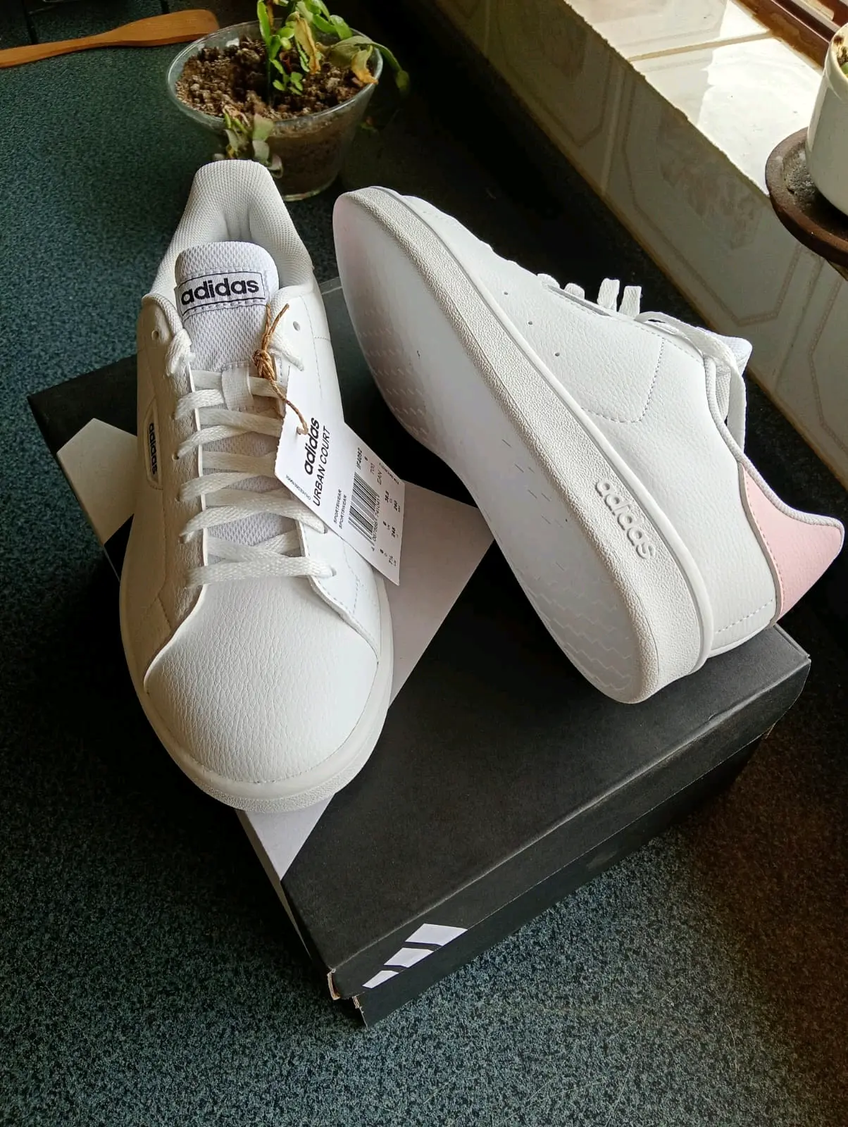 Zapatillas Adidas blancas con rosa - miniatura 2