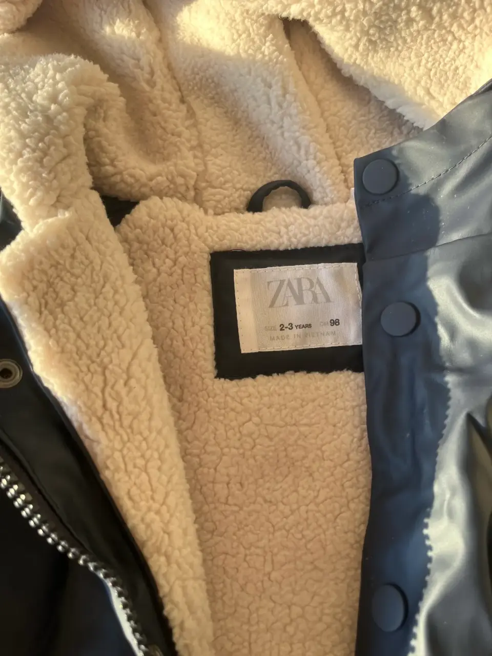 🌧️ Impermeable Zara Niño – Talla 2-3 años (Como Nue - miniatura 2
