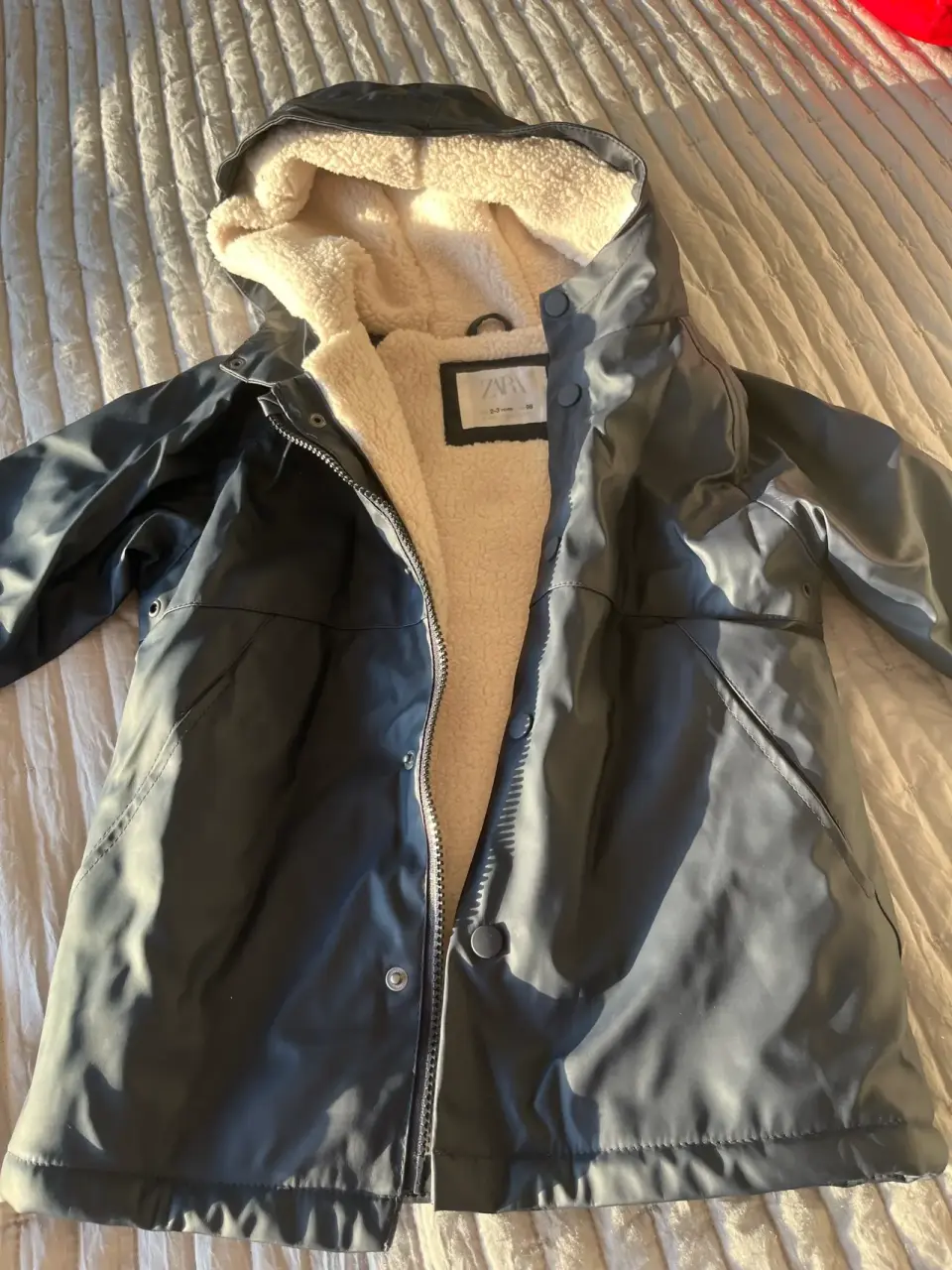🌧️ Impermeable Zara Niño – Talla 2-3 años (Como Nue - miniatura 3