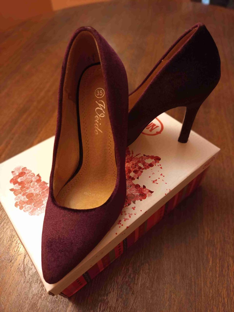 Zapatos de tacón burdeos - miniatura 2
