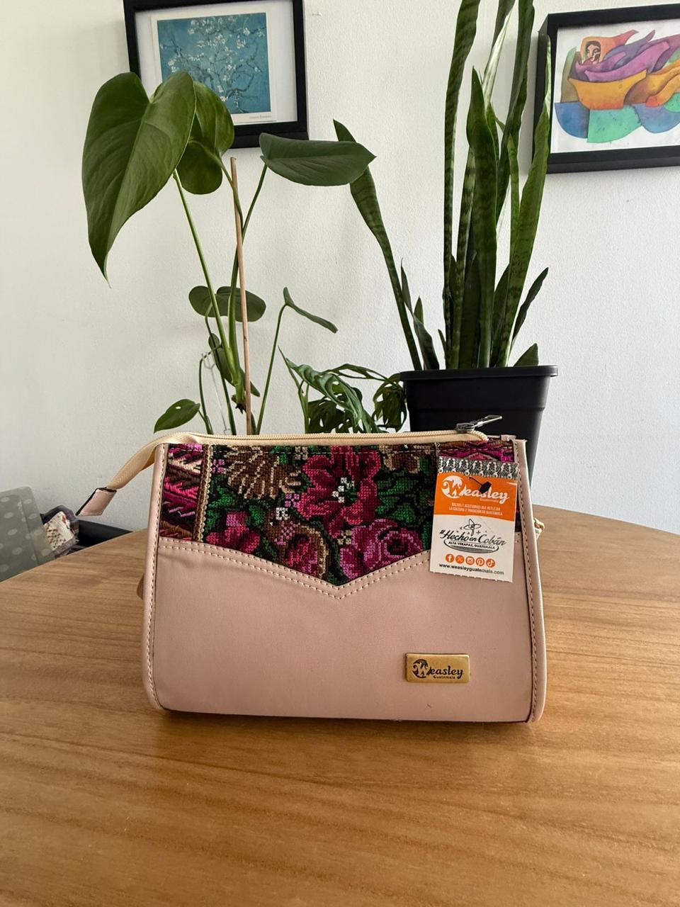 Bolso beige con bordado floral - miniatura 1