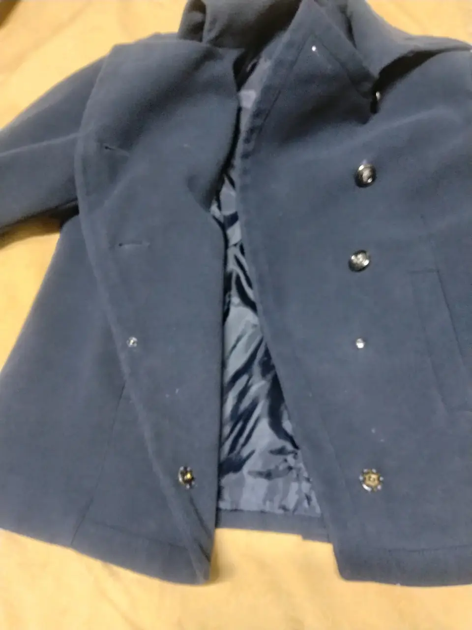 Abrigo azul marino elegante - miniatura 3