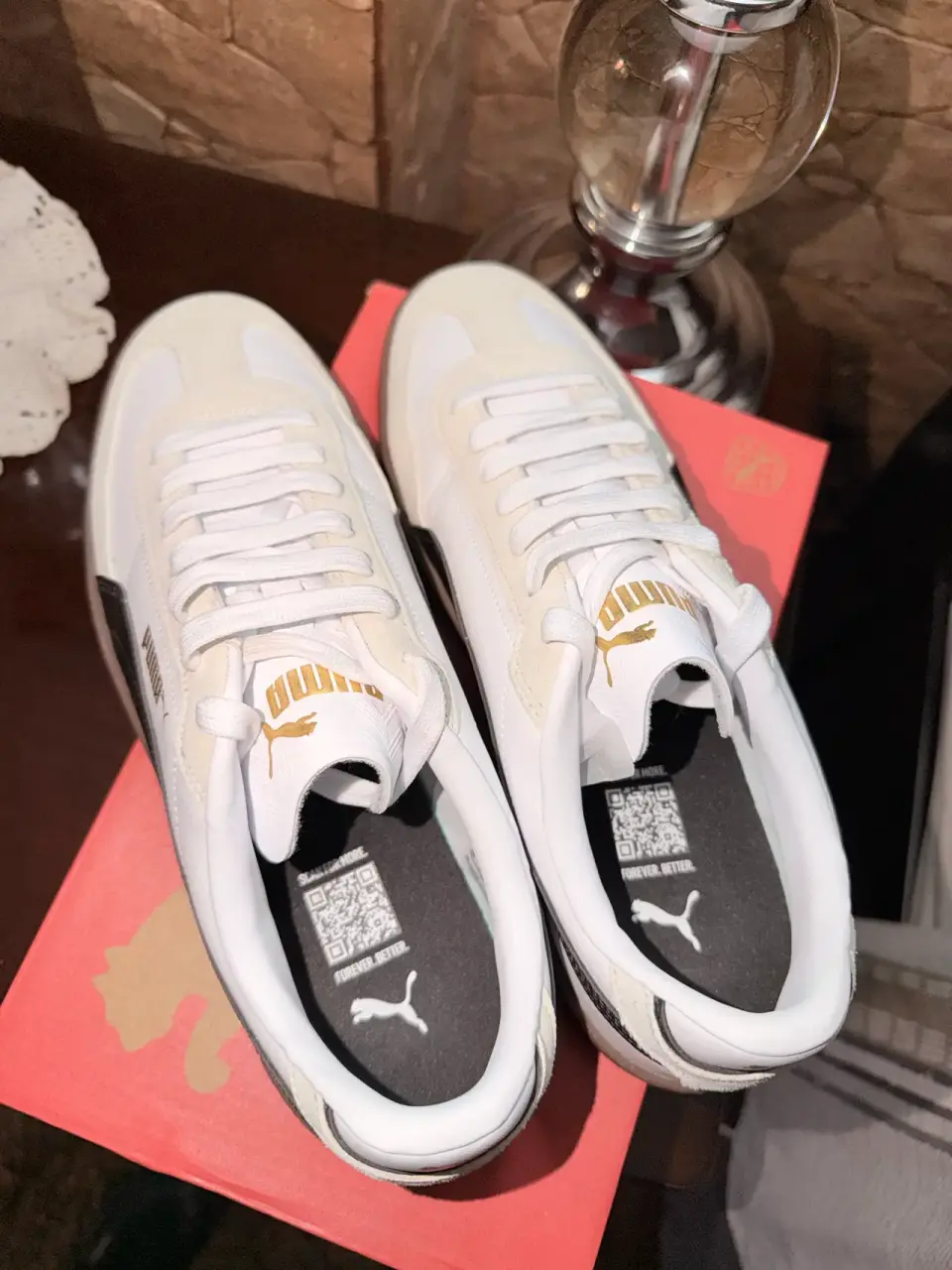 Zapatillas Puma blancas y negras - miniatura 3
