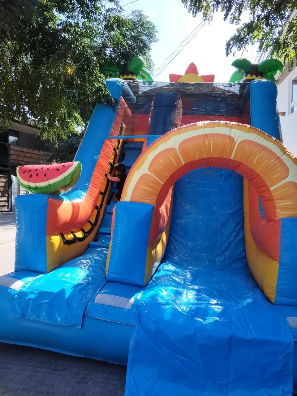 Tobogán inflable, picina desmontable nuevo - miniatura 3