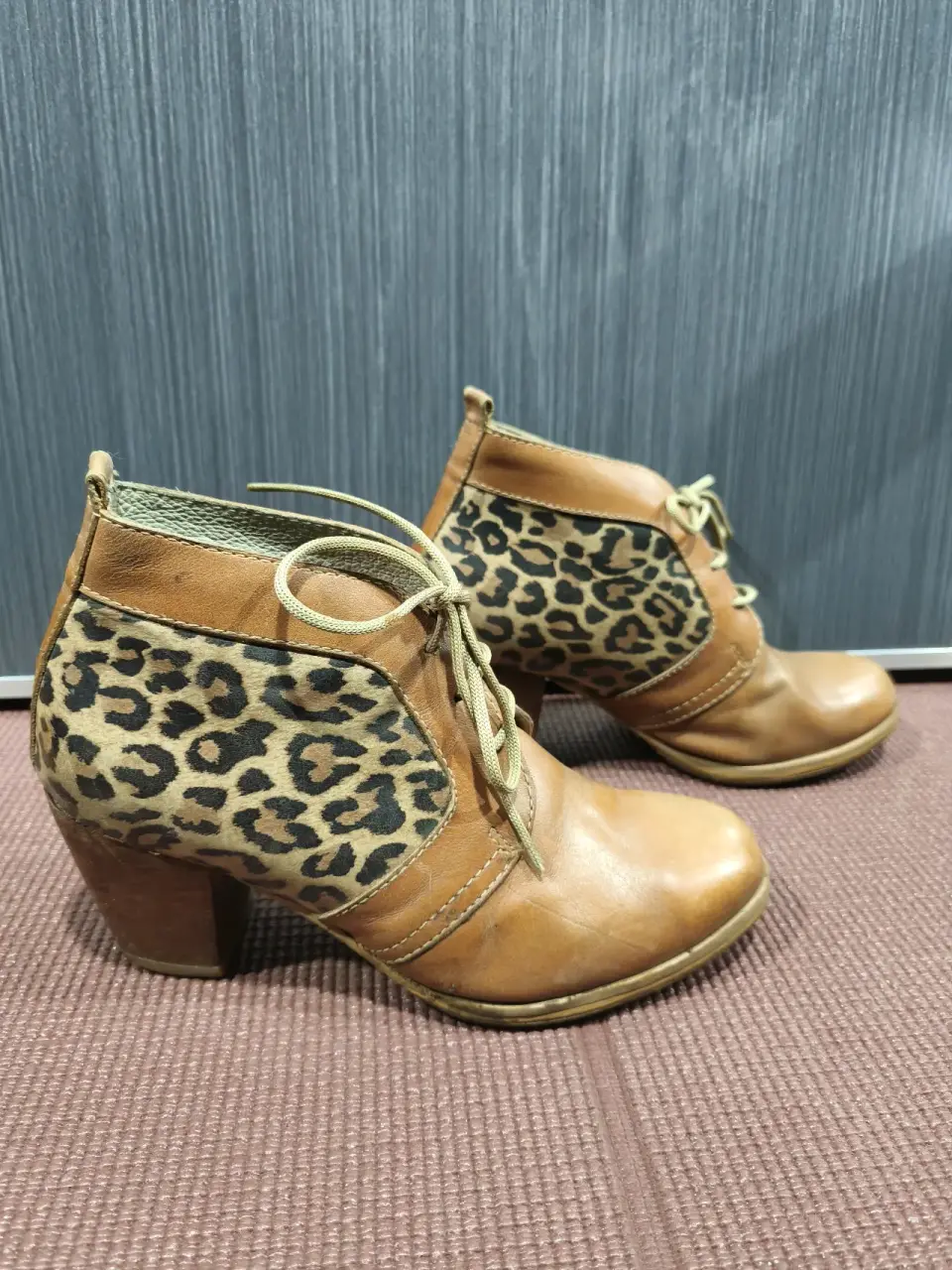 Botines de cuero con diseño leopardo 35 - miniatura 1