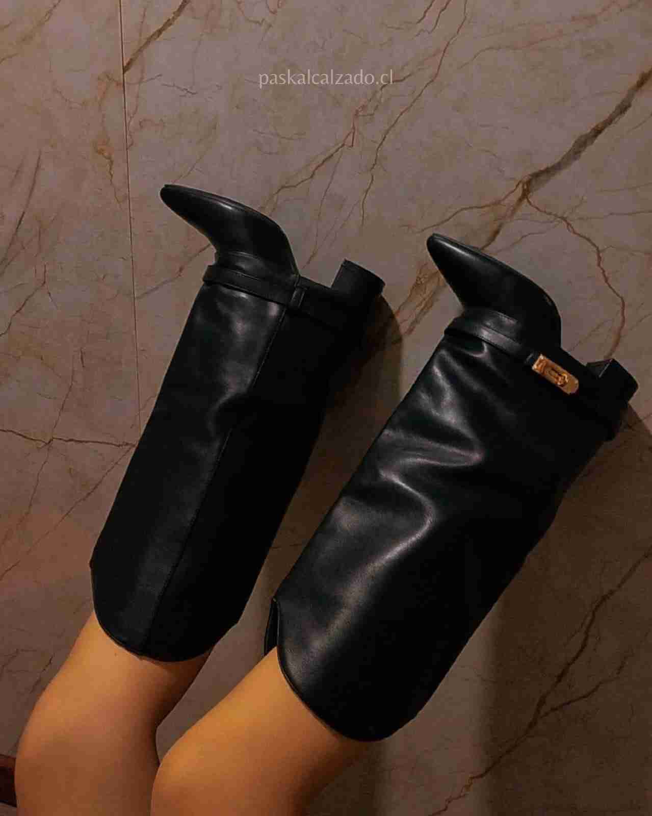 Bota mujer