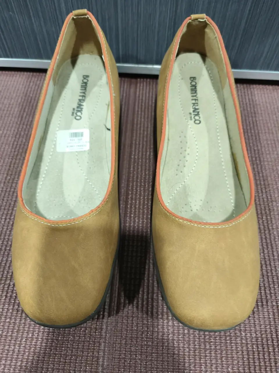 Zapatos cuero Beige con Bordes Naranjas 39 - miniatura 1