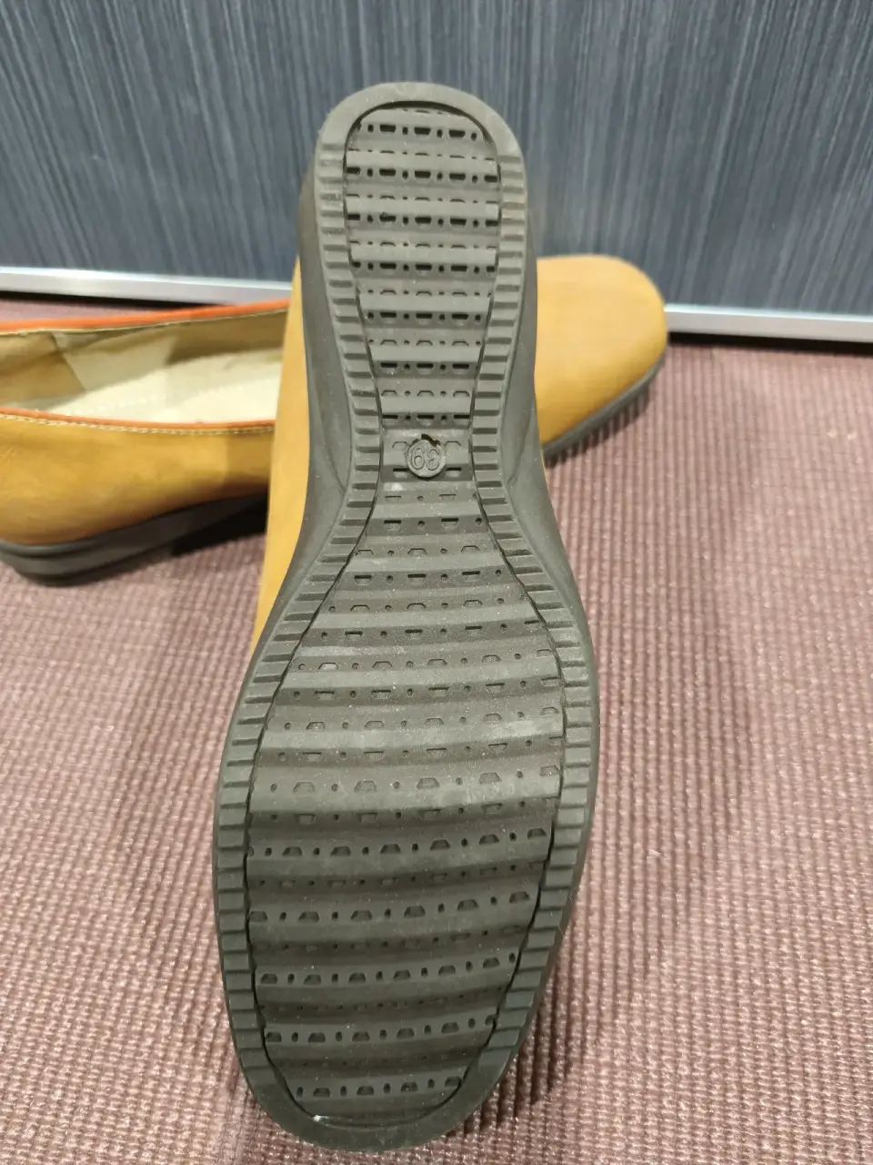 Zapatos cuero Beige con Bordes Naranjas 39 - miniatura 3