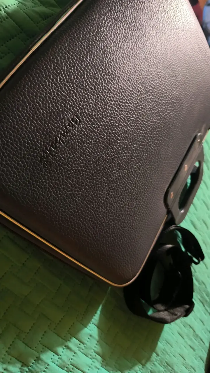 Maletín Bombata Classic para Laptop de 15.6 - miniatura 2