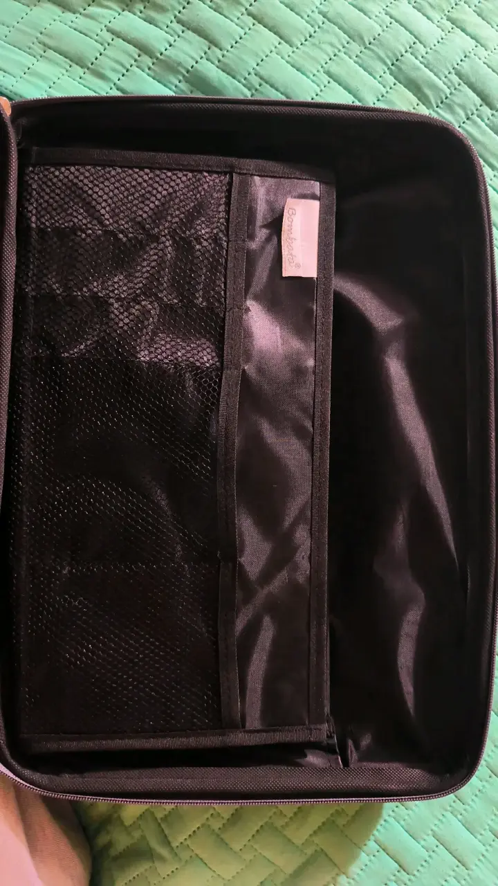 Maletín Bombata Classic para Laptop de 15.6 - miniatura 3
