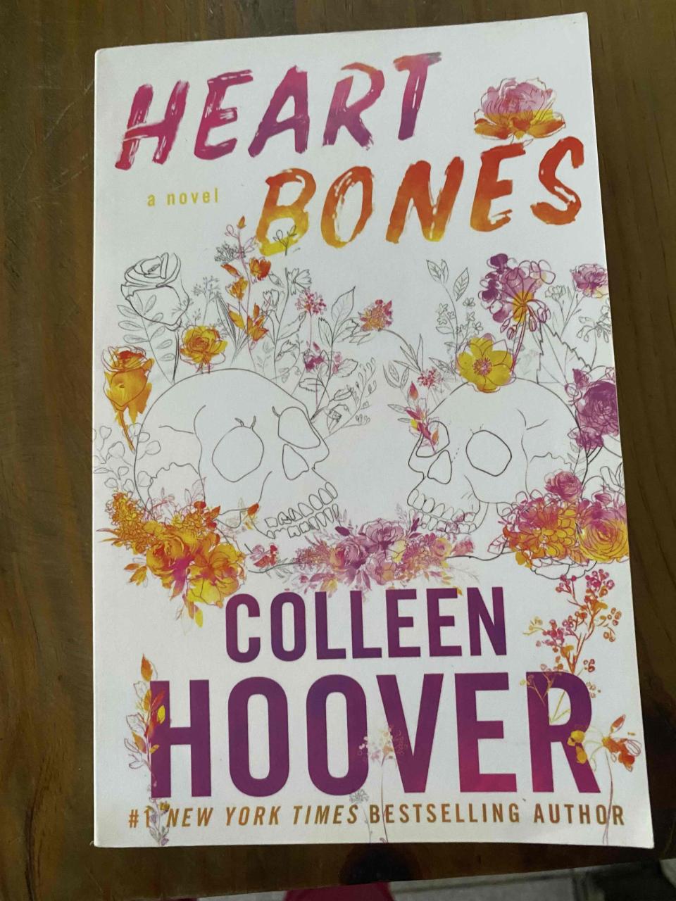 Libro 'Heart Bones' de Colleen Hoover - miniatura 1