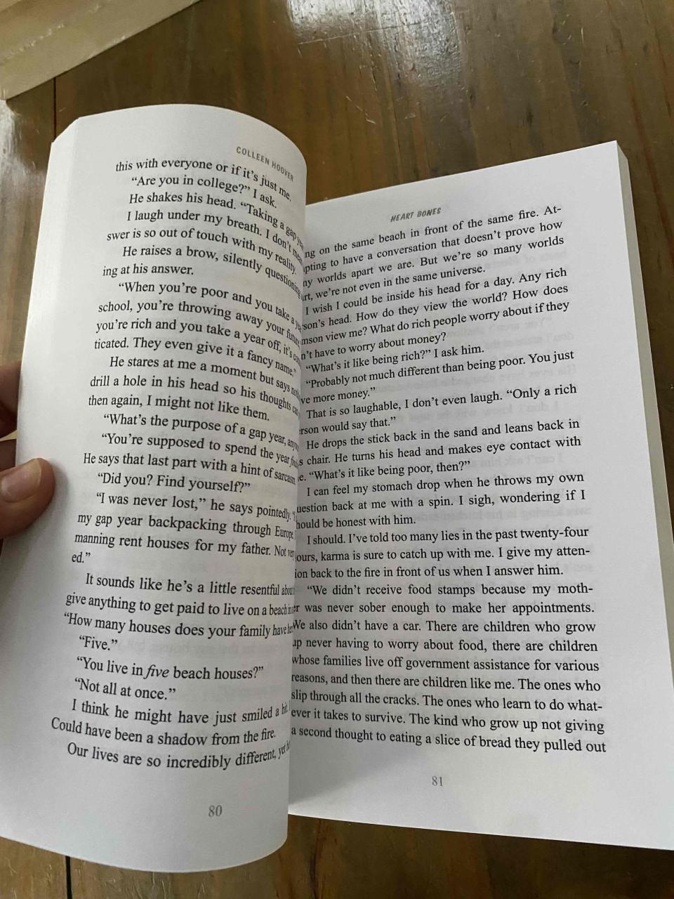 Libro 'Heart Bones' de Colleen Hoover - miniatura 4