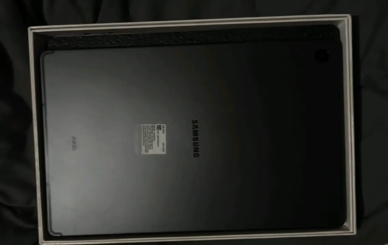 Tablet samsung galaxy s6 lite - miniatura 2