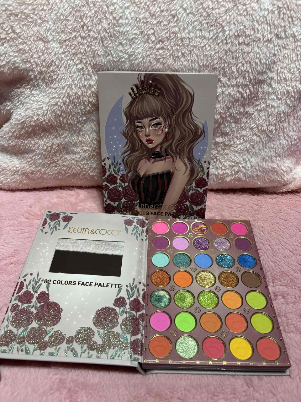 Paleta de maquillaje artística - miniatura 2