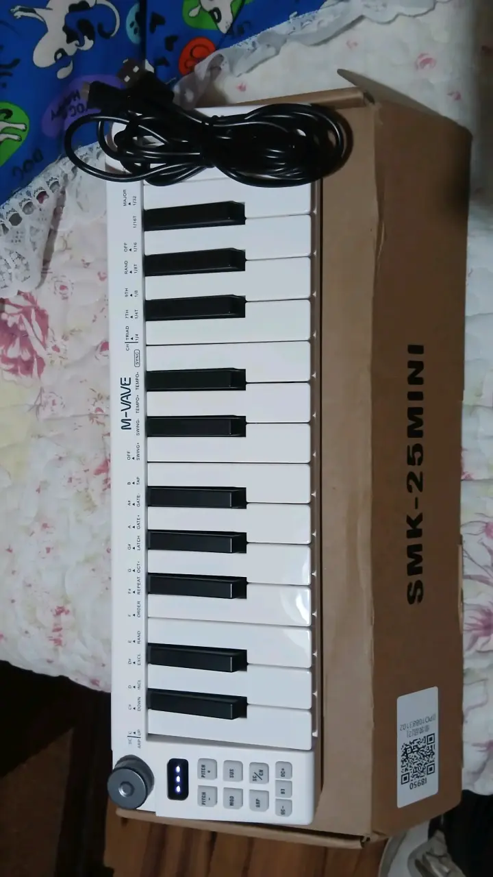 Teclado MIDI M-Wave SMK-25 Mini - miniatura 1