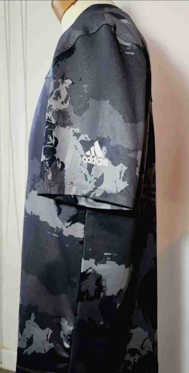 Polera deporte Adidas Hombre Camuflage/Color Gris - miniatura 6