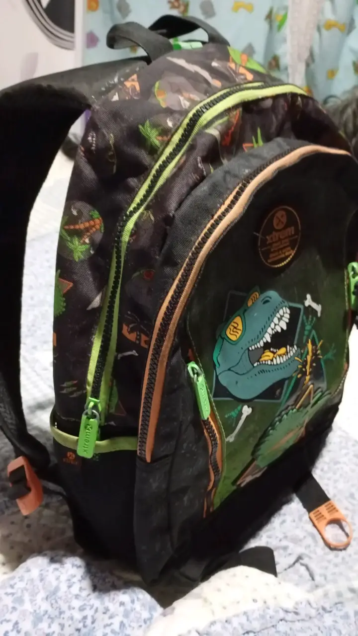 Mochila infantil dinosaurio