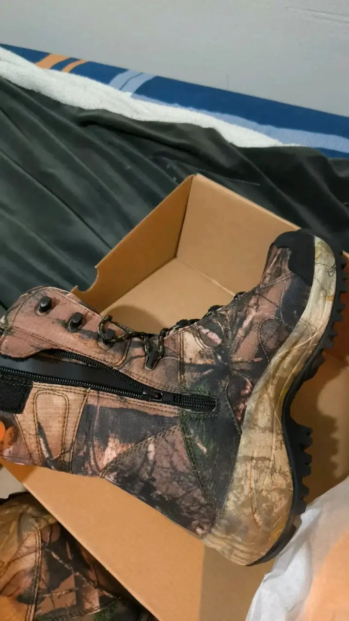 Botas tácticas con diseño camuflado - miniatura 1