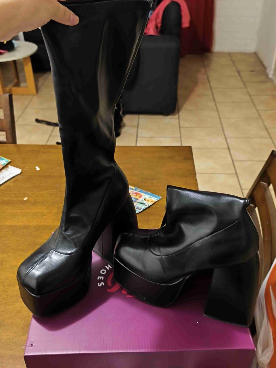 Botas negras de plataforma talla 37 - miniatura 1