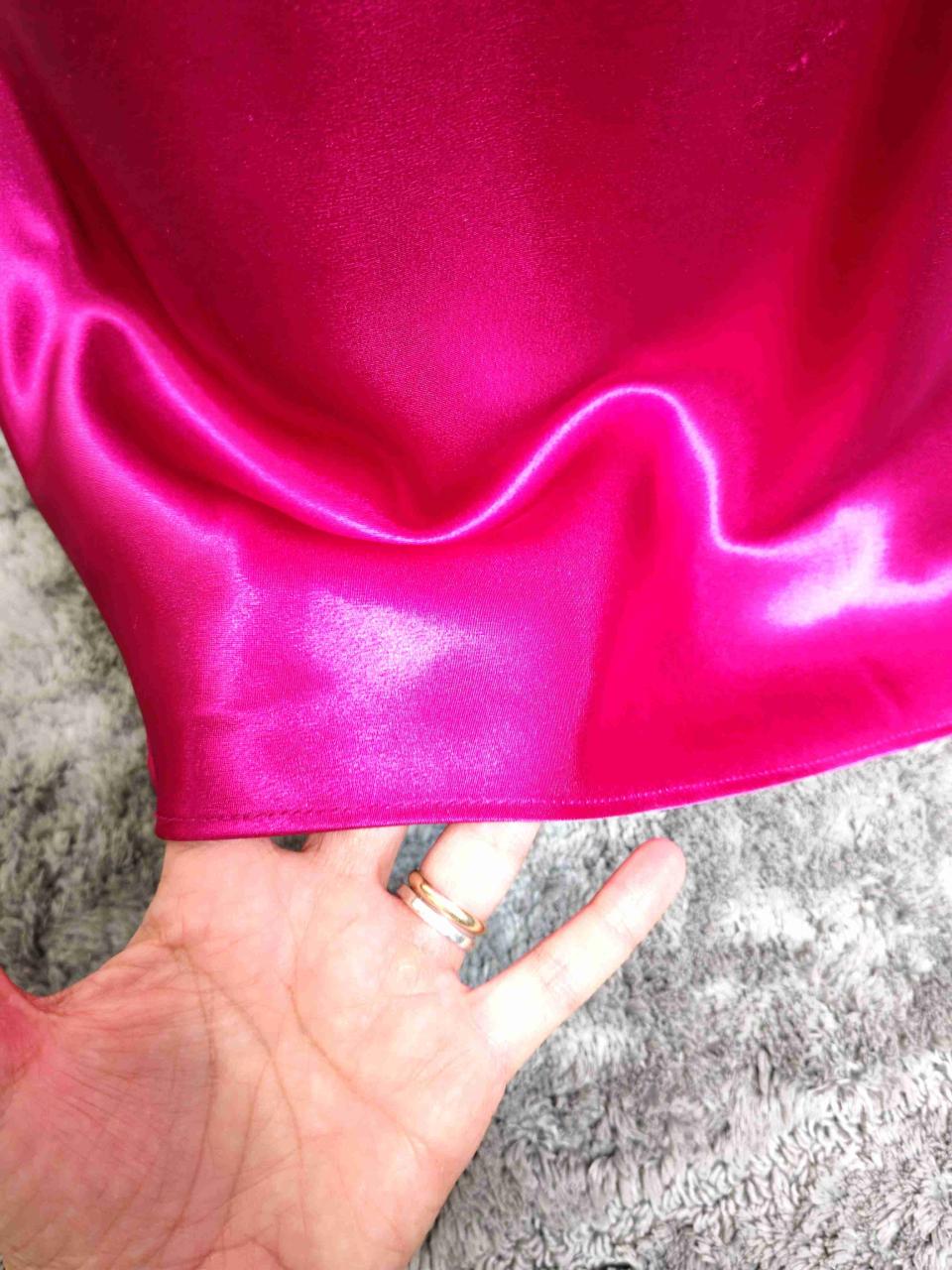 Camisón de satén fucsia - miniatura 4