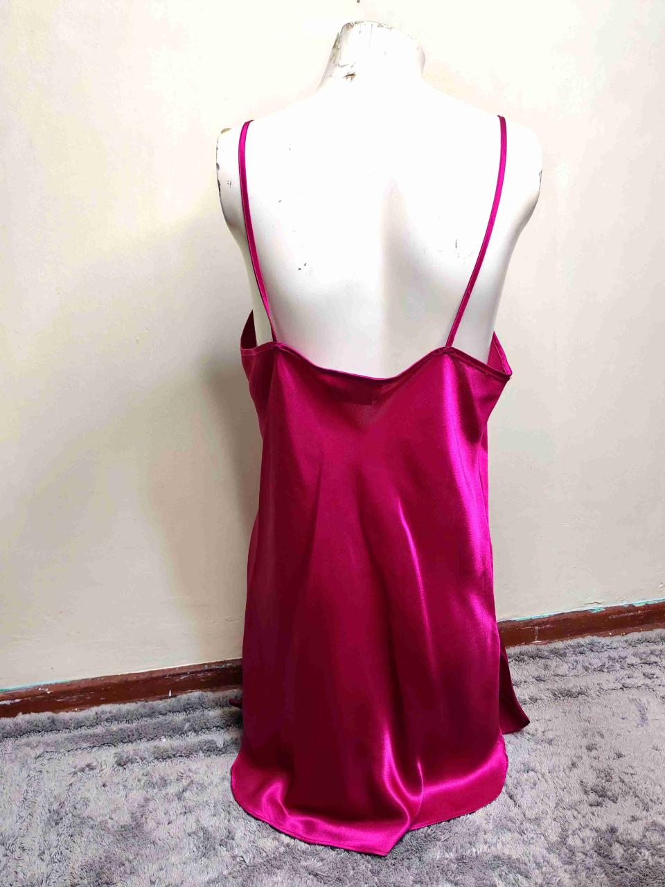 Camisón de satén fucsia - miniatura 5