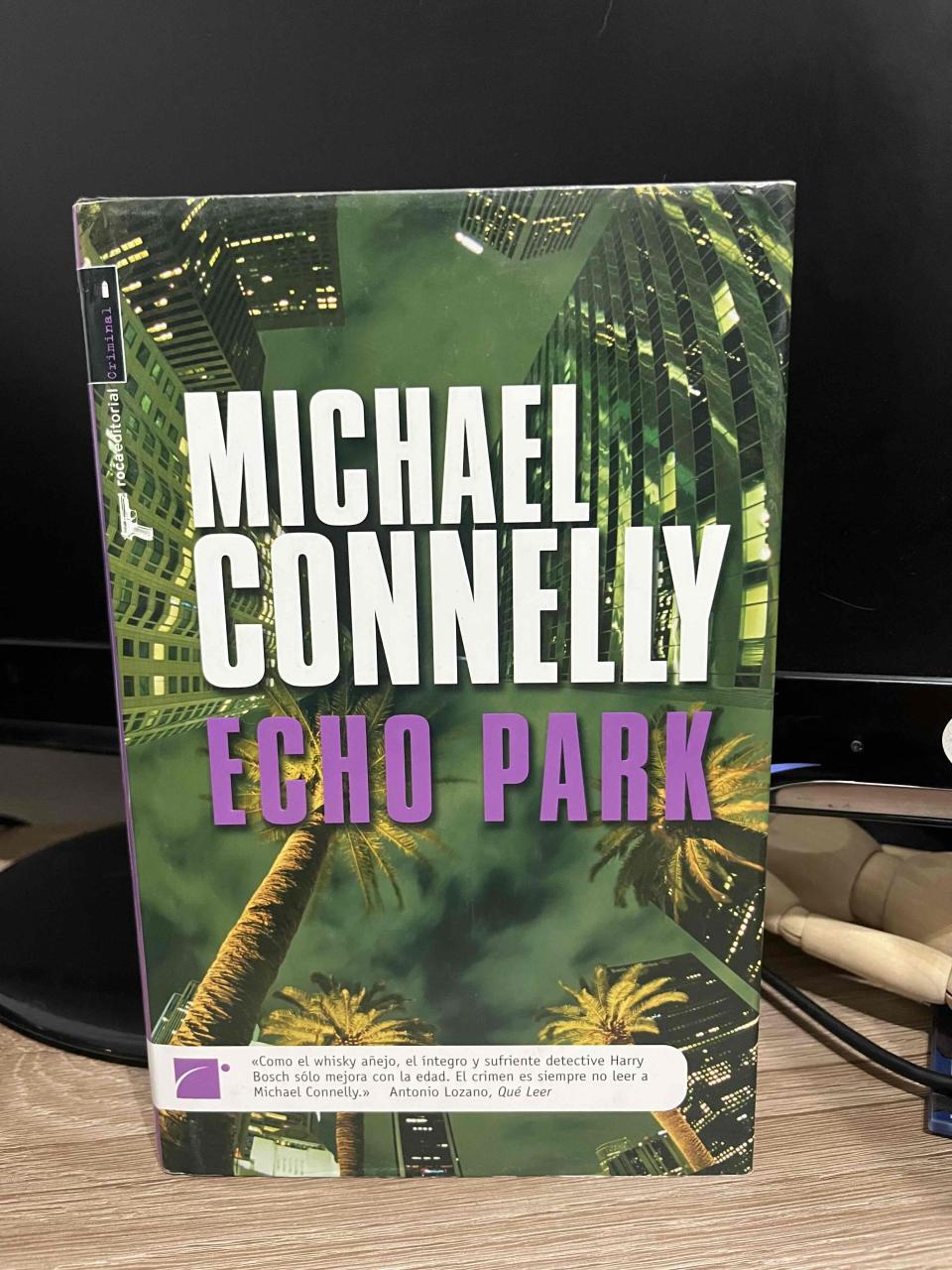 Libro 'Echo Park' de Michael Connelly - miniatura 1