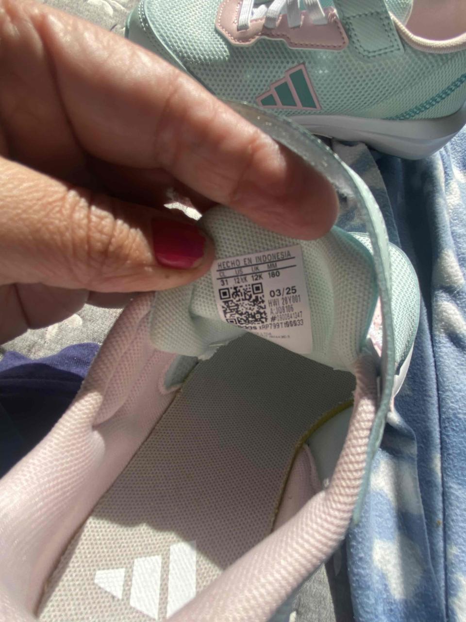 Zapatillas deportivas celeste rosadas 31 - miniatura 4