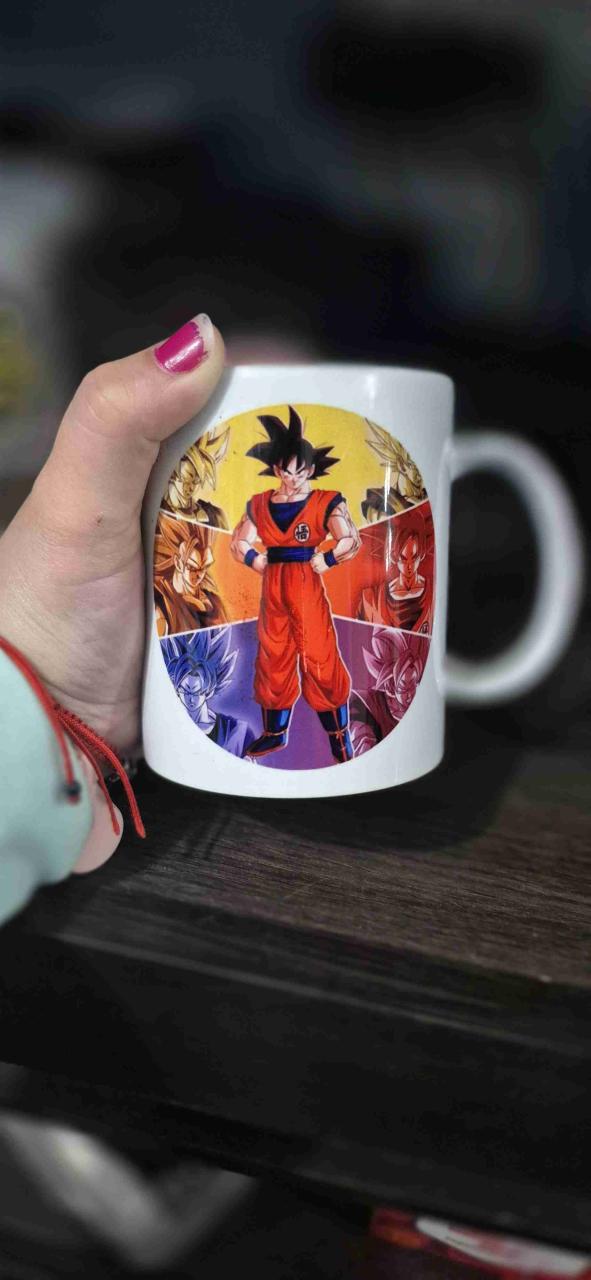 Taza con diseño de anime - miniatura 1